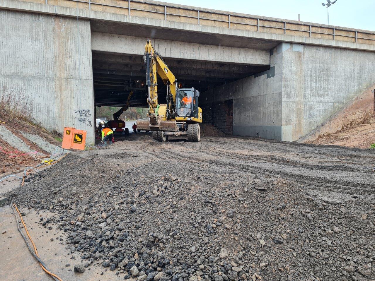 Teilabriss Brückenüberbau am Kirchheimer Dreieck | Bickhardt Bau ...